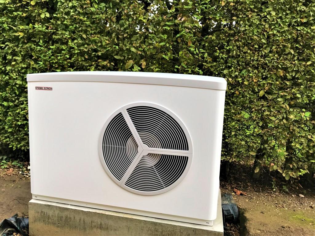 Warmtepomp buiten unit